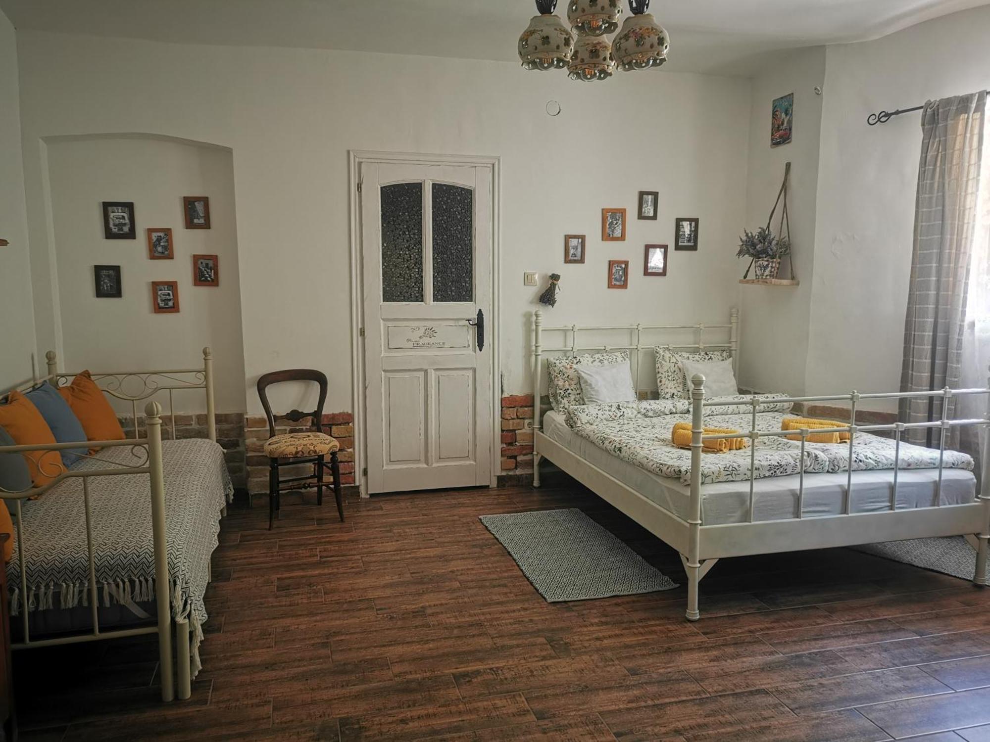 Kuria Apartman Budapest With Free Parking Exterior foto